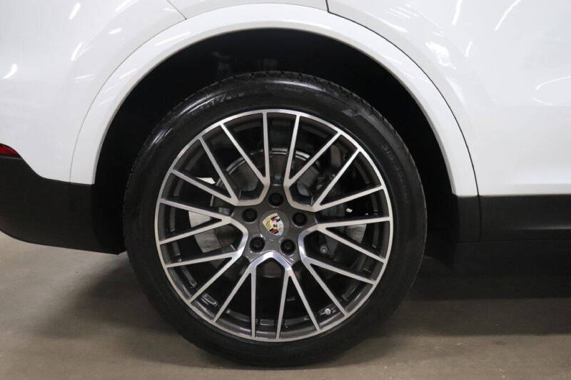 2019 Porsche Cayenne S