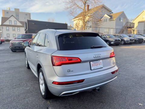 2018 Audi Q5 2.0T quattro Premium Plus