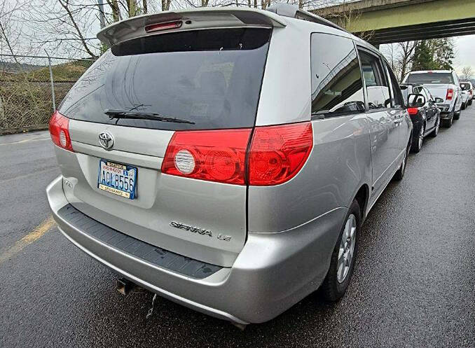 2007 Toyota Sienna for sale at New Creation Auto Sales in Everett, WA