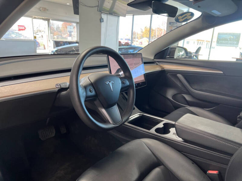 2022 Tesla Model 3 Base photo 17