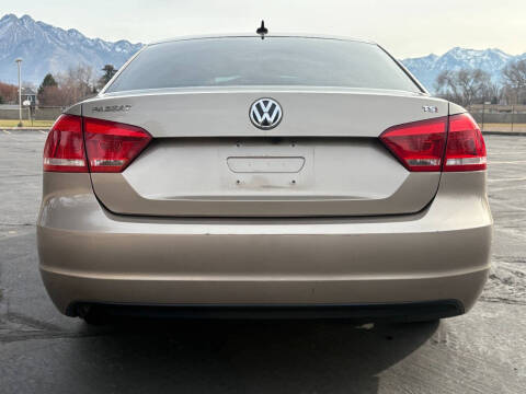 2015 Volkswagen Passat 1.8T Limited Edition