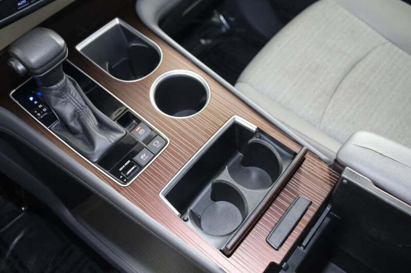 2021 Toyota Sienna LE 8-Passenger