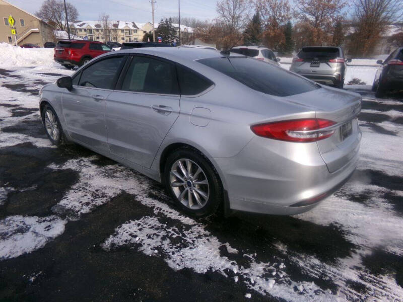 2017 Ford Fusion SE