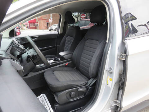 2017 Ford Edge SE