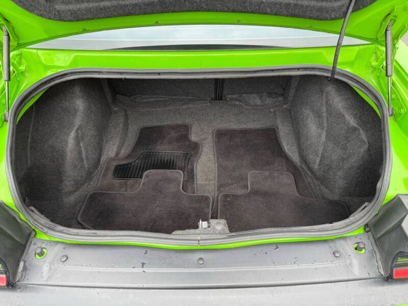 2017 Dodge Challenger 392 HEMI Scat Pack Shaker