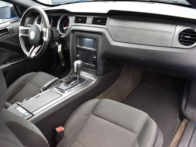 2014 Ford Mustang V6