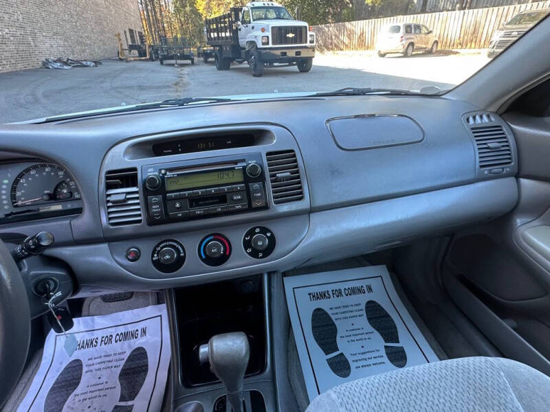 2002 Toyota Camry LE