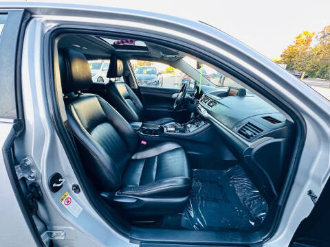 2011 Lexus CT 200h Premium