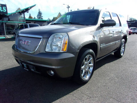 2012 GMC Yukon for sale at ALPINE MOTORS in Milwaukie OR