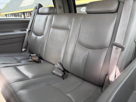 2004 Chevrolet Suburban 1500