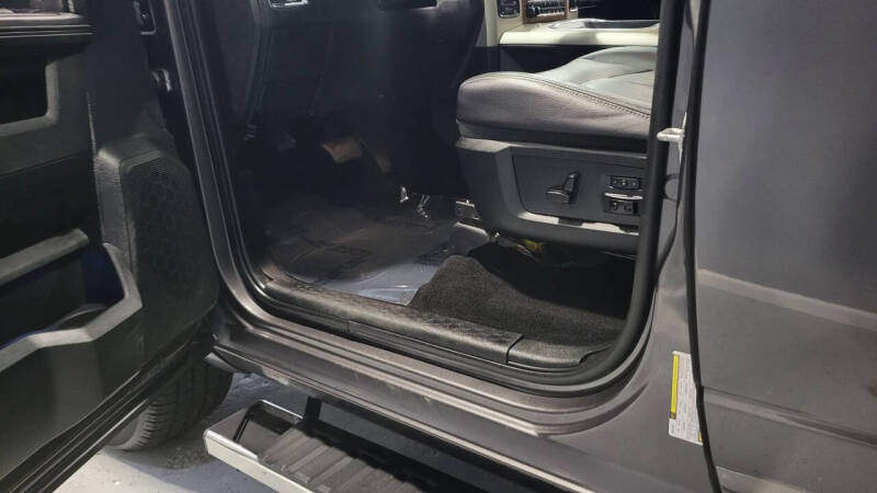 2017 RAM 1500 Laramie