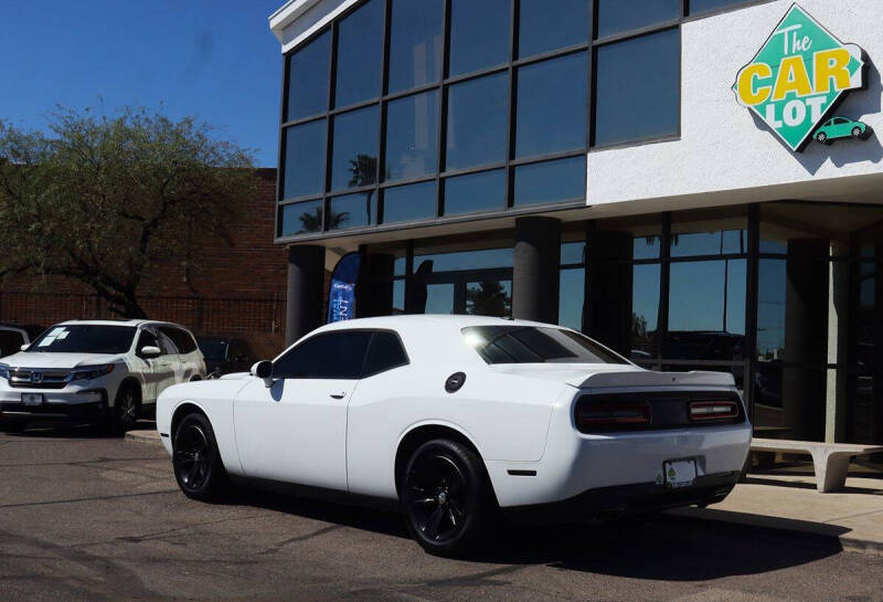 2018 Dodge Challenger SXT