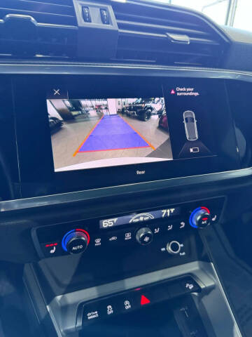 2021 Audi Q3 quattro Premium 40 TFSI