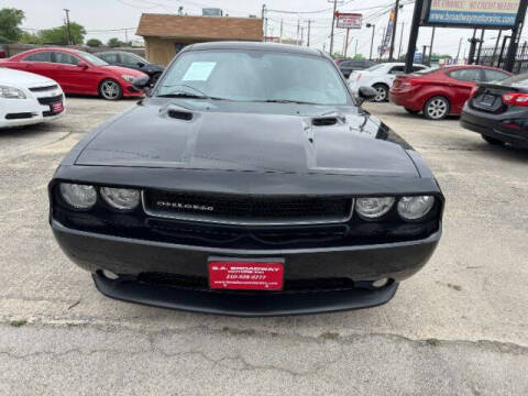 2012 Dodge Challenger SXT