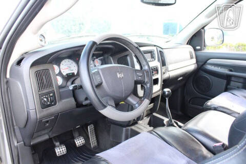 2005 Dodge Ram 1500 SRT-10