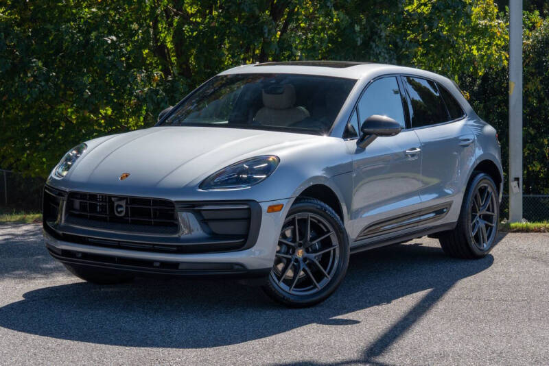 2026 Porsche Macan T