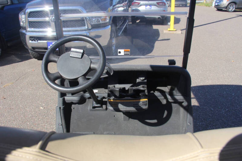 2020 E-Z-GO RXV ELiTE