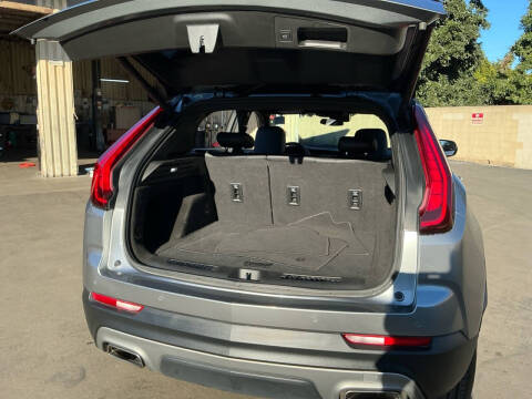 2023 Cadillac XT4 Premium Luxury