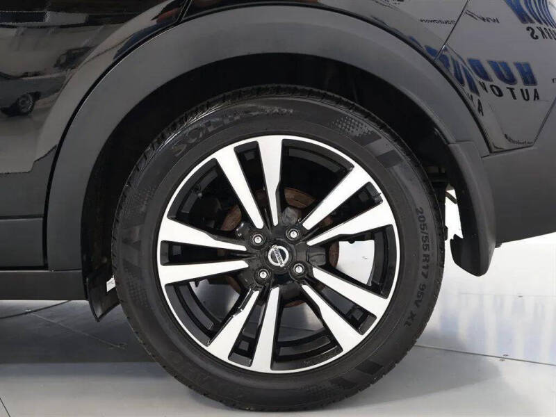 2019 Nissan Kicks SR