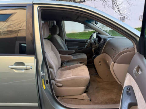 2010 Toyota Sienna