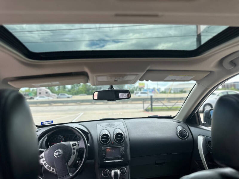 2012 Nissan Rogue S