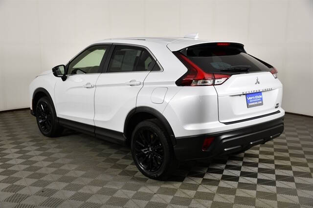 2023 Mitsubishi Eclipse Cross LE