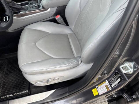 2020 Toyota Highlander Platinum