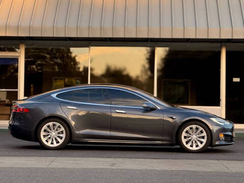 2017 Tesla Model S