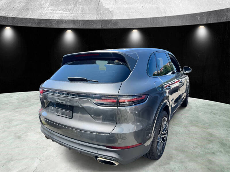 2023 Porsche Cayenne