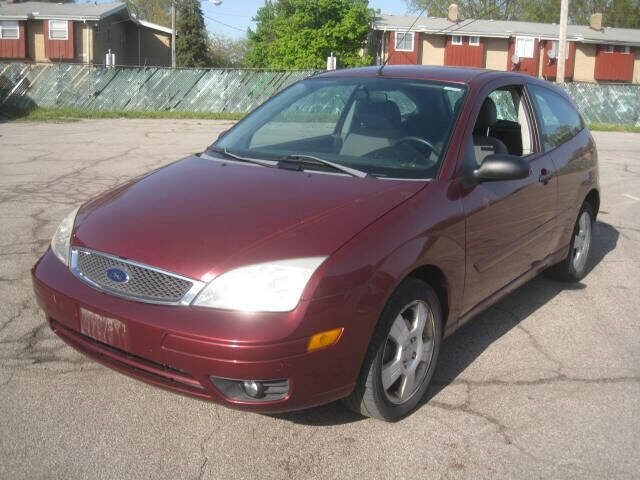 2006 Ford Focus for sale at ELITE AUTOMOTIVE in Euclid OH