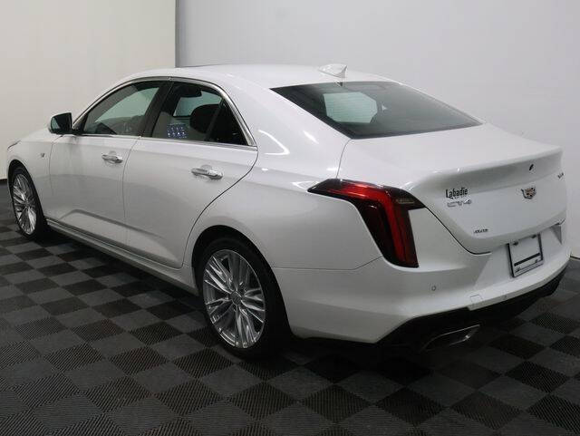 2023 Cadillac CT4 Premium Luxury