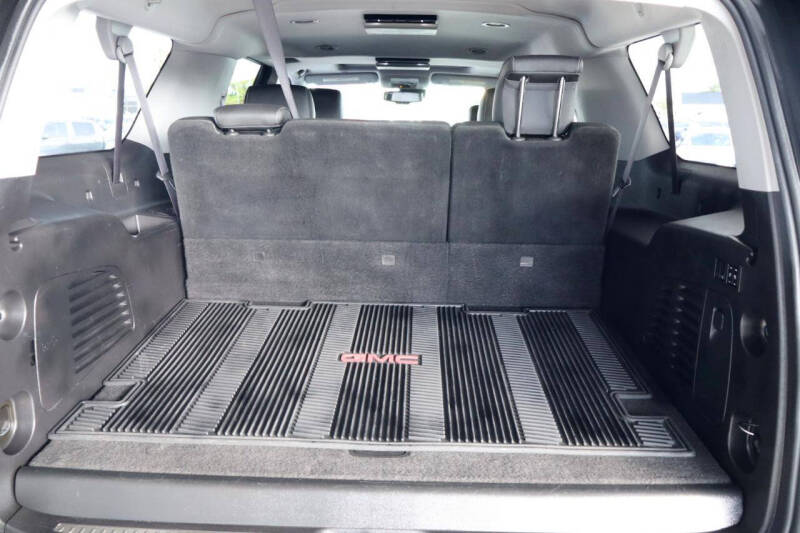 2016 GMC Yukon XL SLT