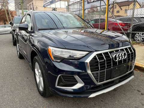 2020 Audi Q3 quattro Premium 45 TFSI