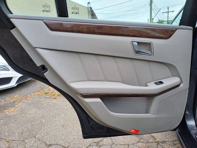 2011 Mercedes-Benz E-Class