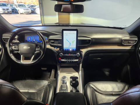 2022 Ford Explorer Hybrid Platinum