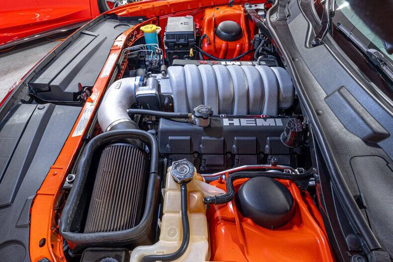 2008 Dodge Challenger SRT8