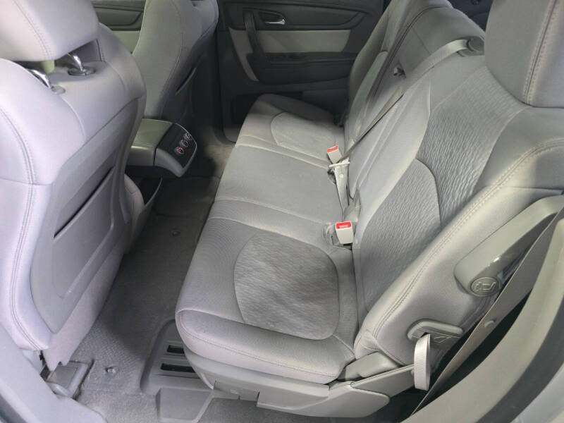 2013 GMC Acadia SLE-2