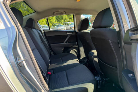 2013 Mazda MAZDA3 i SV