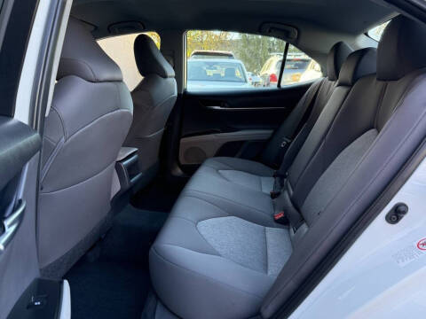 2018 Toyota Camry LE