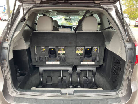 2015 Toyota Sienna Limited 7-Passenger
