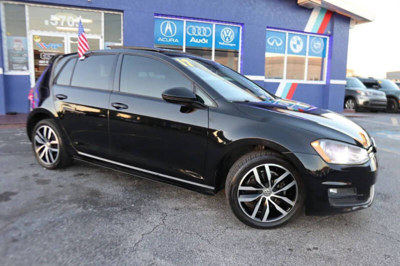 2017 Volkswagen Golf TSI Wolfsburg Edition