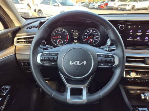 2023 Kia K5 EX