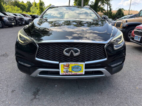 2018 Infiniti QX30 Essential