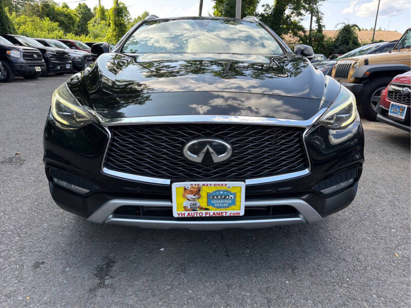 2018 Infiniti QX30 Essential