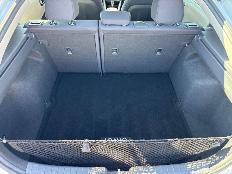 2017 Hyundai Ioniq Hybrid SEL