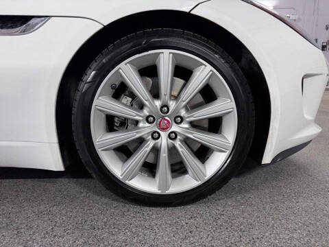 2017 Jaguar F-TYPE Premium
