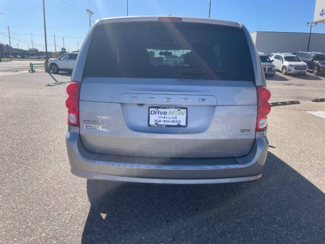 2017 Dodge Grand Caravan SE