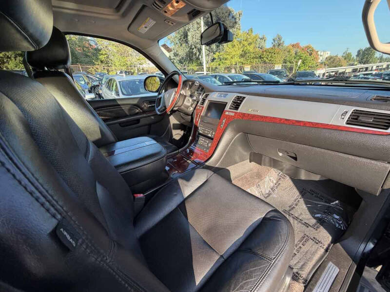 2011 Cadillac Escalade Hybrid