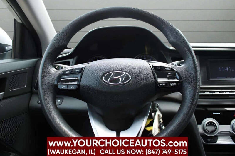 2019 Hyundai Elantra SE