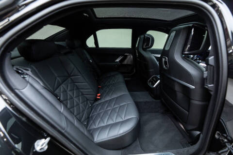 2023 BMW 7 Series 740i